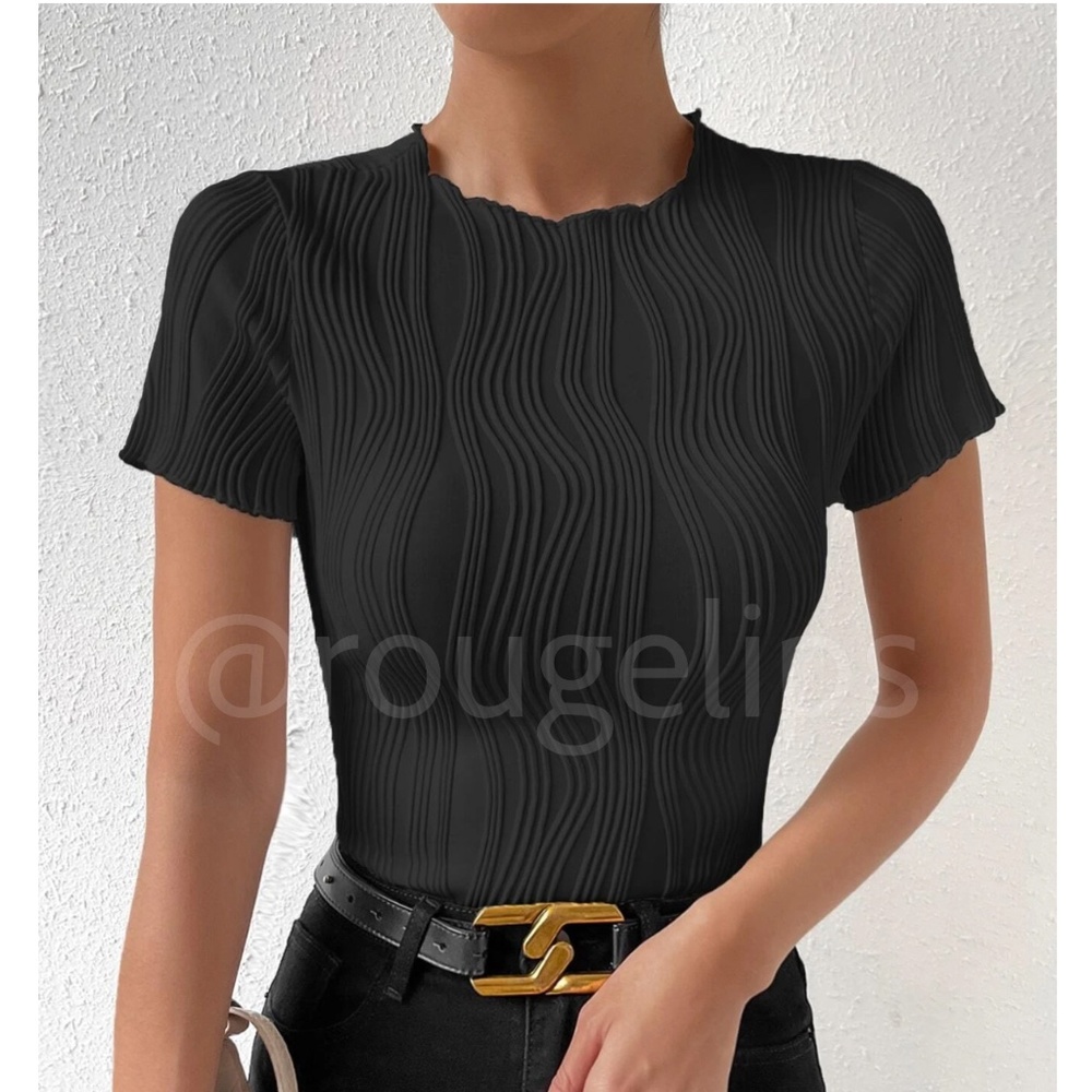 Textured Black Short Sleeve Fitted Tee Shirt Top - Picture 1 of 9